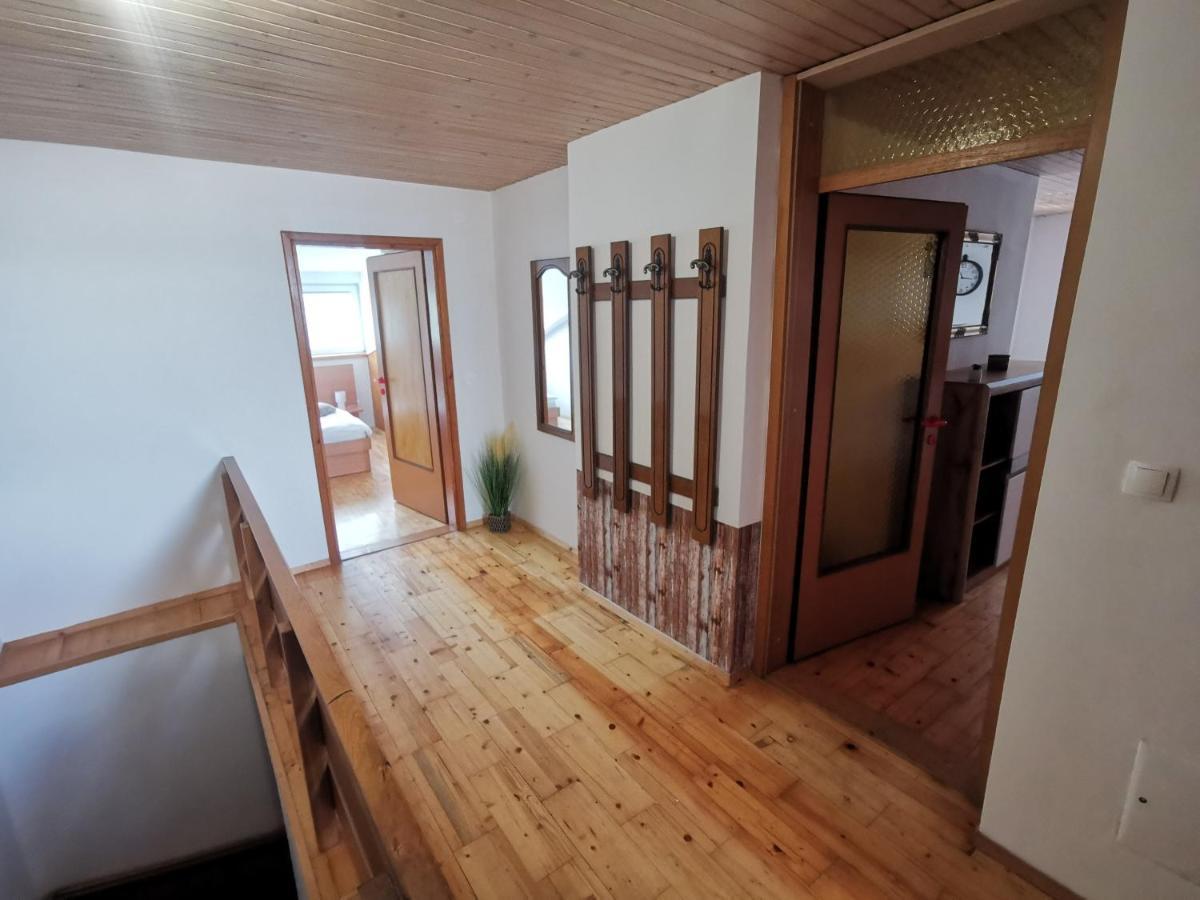 Apartment Lakebled With Casle View Bled